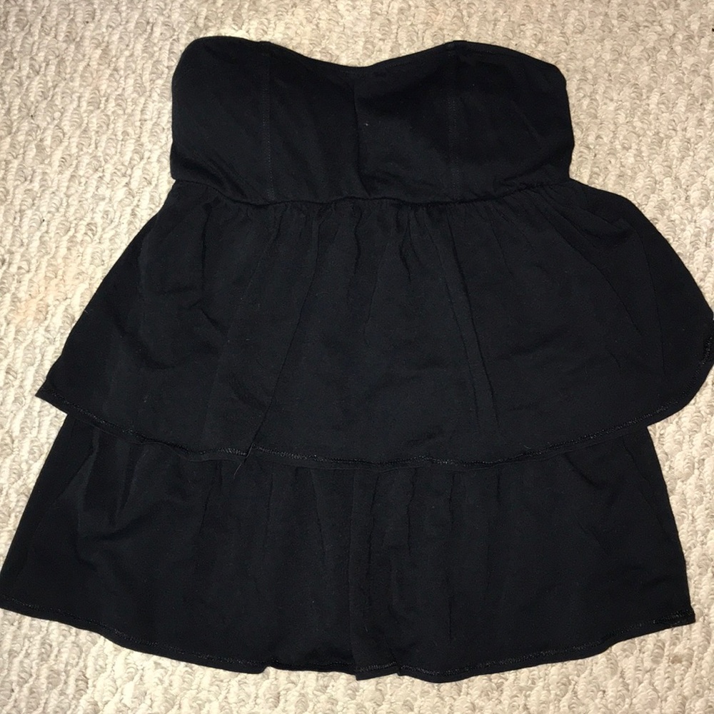 strapless top